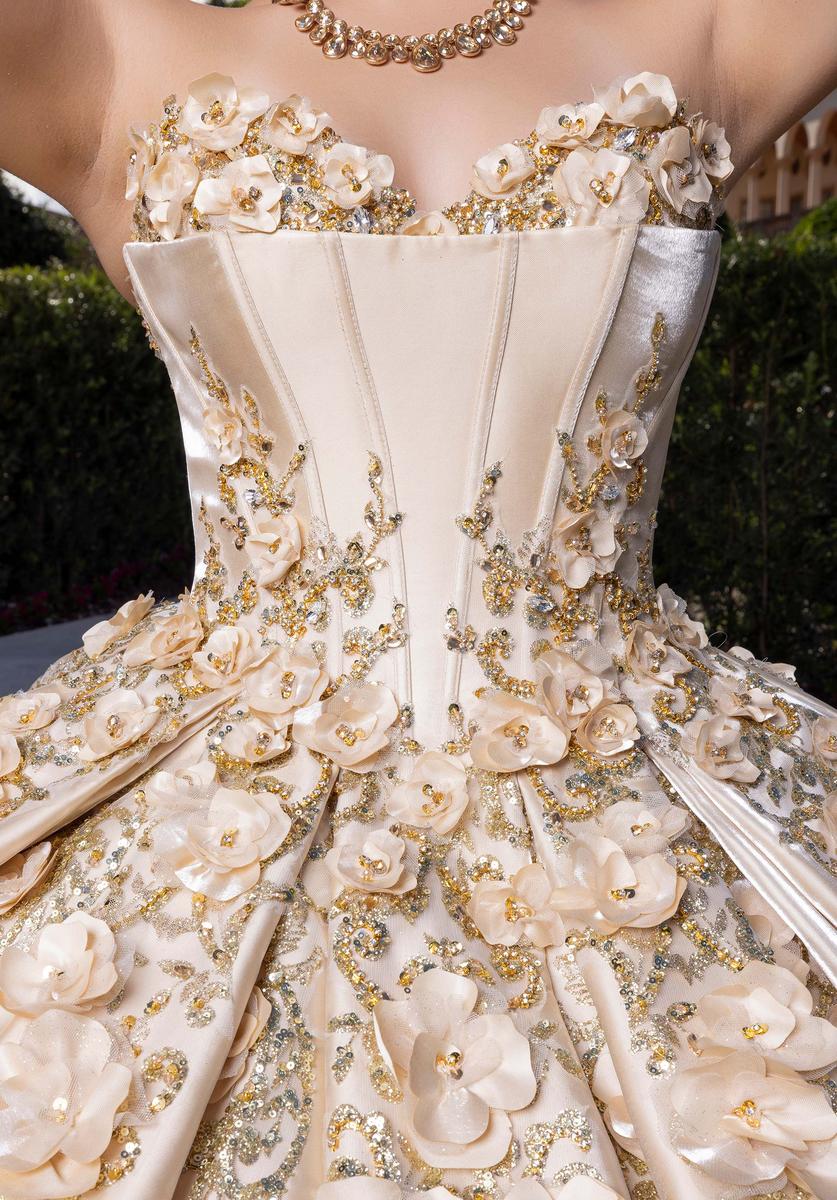 Vizcaya Style Number 4080033 - 10