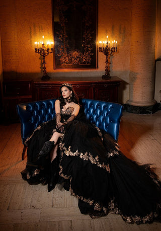 Vizcaya Style Number 4080040 - 10