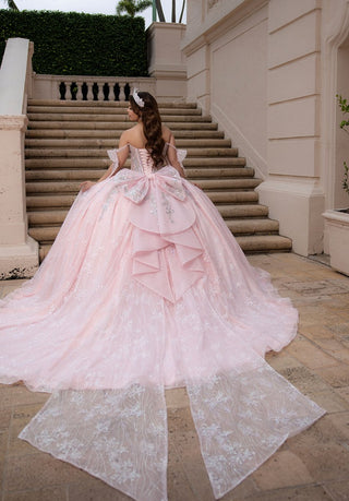 Vizcaya Style Number 4080060 - 2