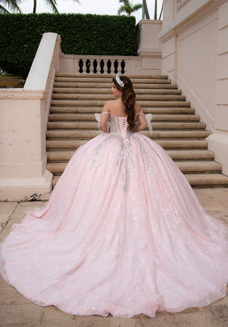 Vizcaya Style Number 4080060 - 5