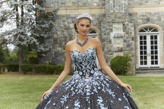 Vizcaya Style Number 89415 - 3