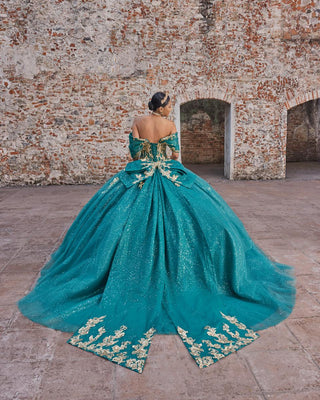 Vizcaya Style Number 89535 - 2