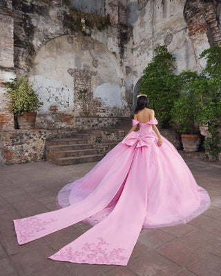 Vizcaya Style Number 89551 - 4