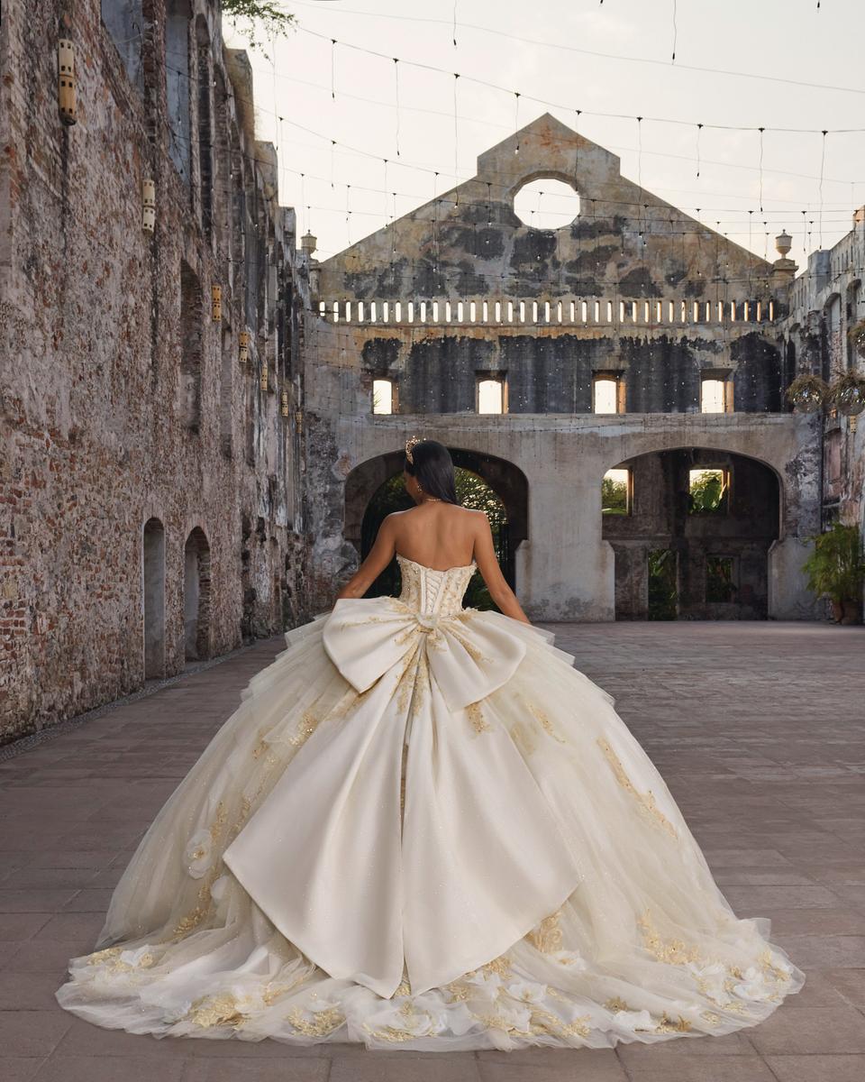 Vizcaya Style Number 89558 - 2