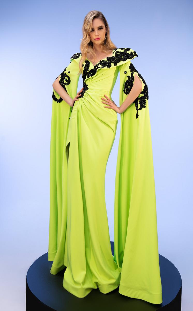 MNM Couture Style Number F02802 - 1