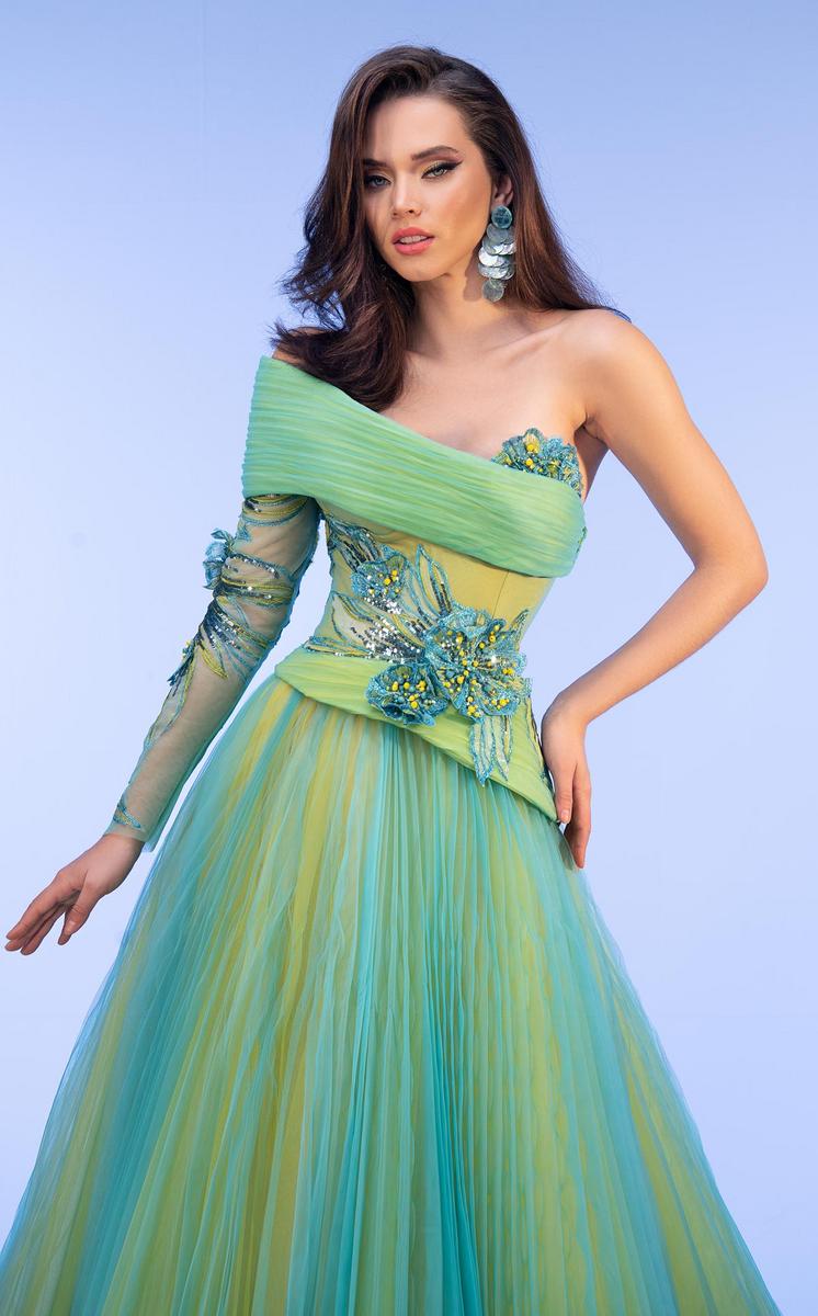 MNM Couture Style Number F02807 - 3