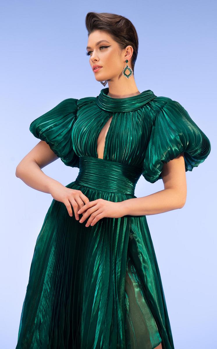 MNM Couture Style Number F02809 - 4