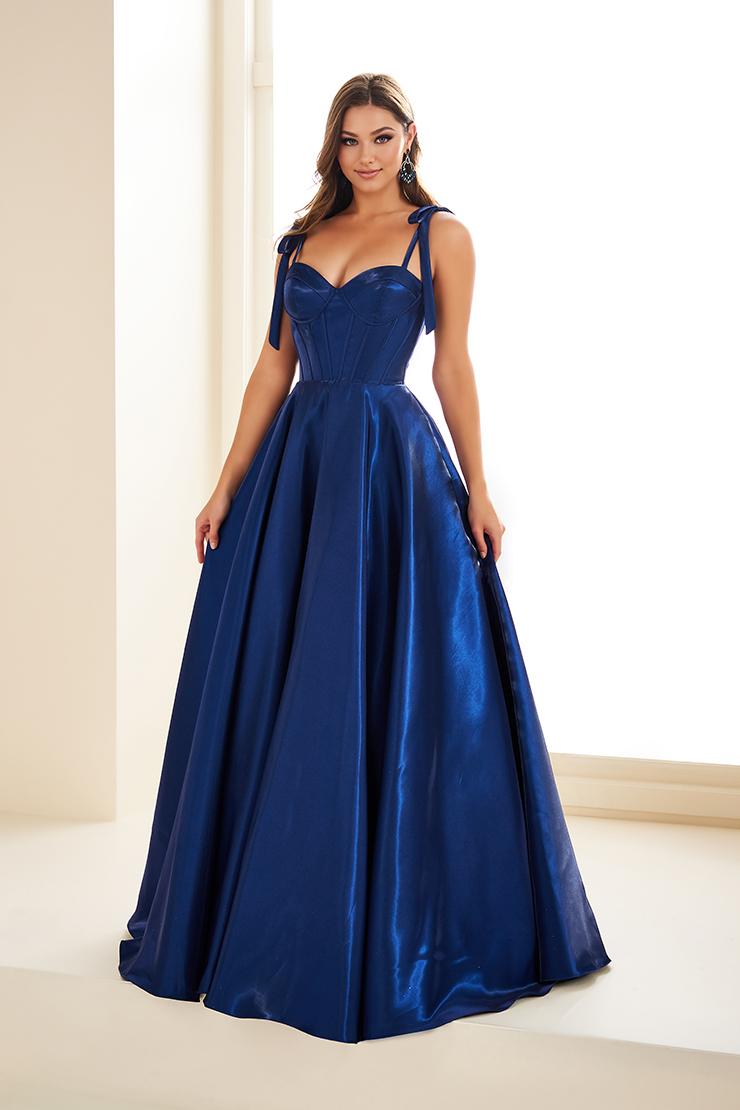 Ellie Wilde Style Number EW36210 - 4