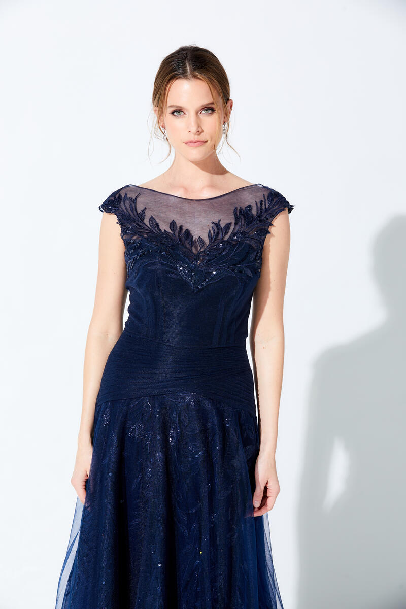 Ivonne D Style Number 220D28 - 5