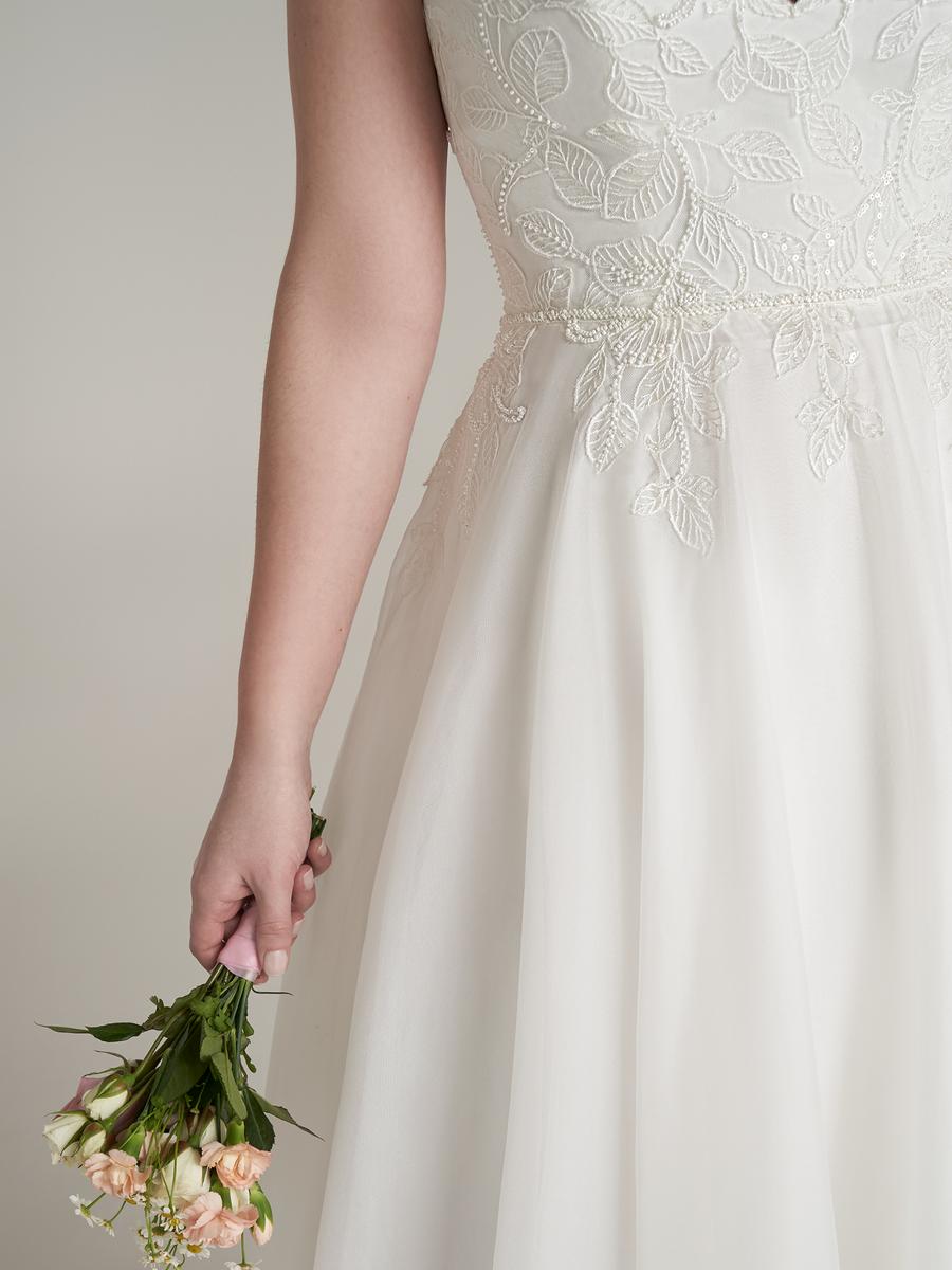 Rebecca Ingram Style Number 22RN972A01 - 4