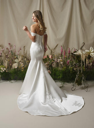 Rebecca Ingram Style Number 26RS440A01 - 2