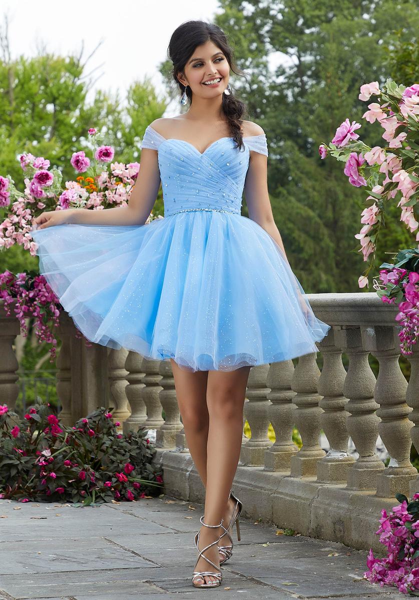 Damas de Vizcaya Style Number 9535 - 2