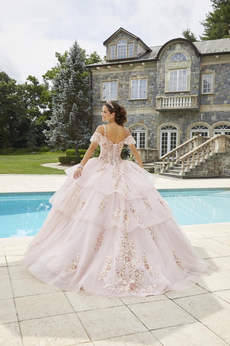 Vizcaya Style Number 89402 - 3