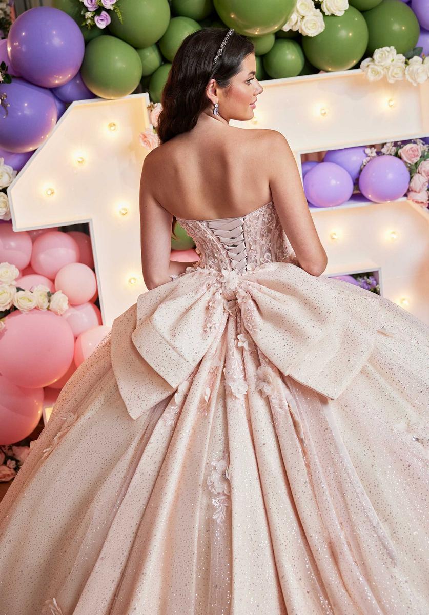 Vizcaya Style Number 89512 - 5