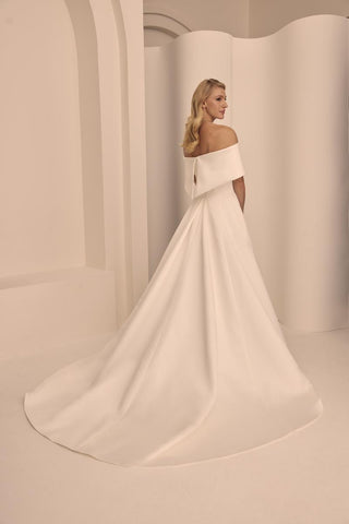 Mikaella Style Number M2513 - 2