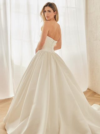 Mikaella Style Number M2558 - 2