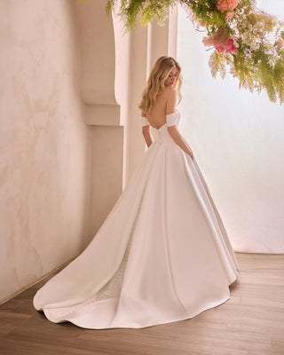 Mikaella Style Number M2617 - 2