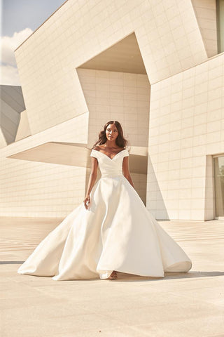 Paloma Blanca Style Number 4977 - 1