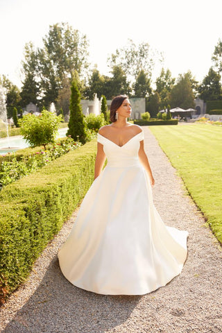 Paloma Blanca Style Number 4977 - 3