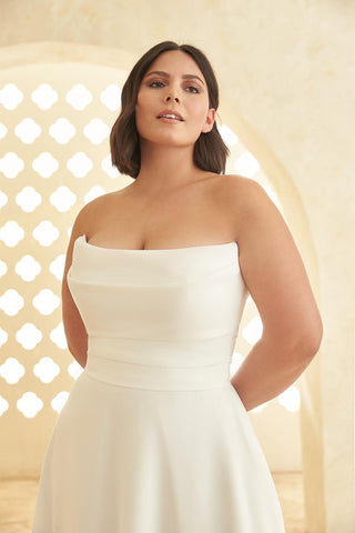 Paloma Blanca Style Number 5010 - 7
