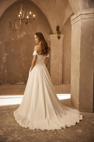 Paloma Blanca Style Number P5108 - 2