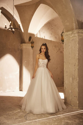 Paloma Blanca Style Number P5113 - 1