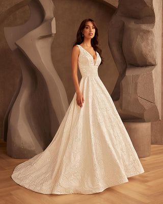Paloma Blanca Style Number P5139 - 1
