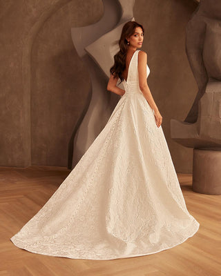 Paloma Blanca Style Number P5139 - 2