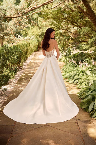 Paloma Blanca Style Number P5184 - 2