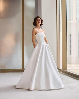 Paloma Blanca Style Number P5209 - 1