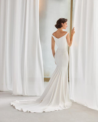 Paloma Blanca Style Number P5211 - 2