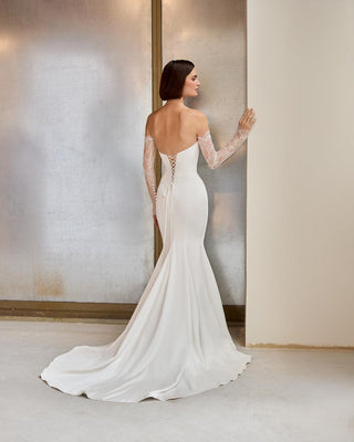 Paloma Blanca Style Number P5216 - 2