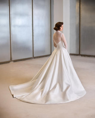 Paloma Blanca Style Number P5217 - 4