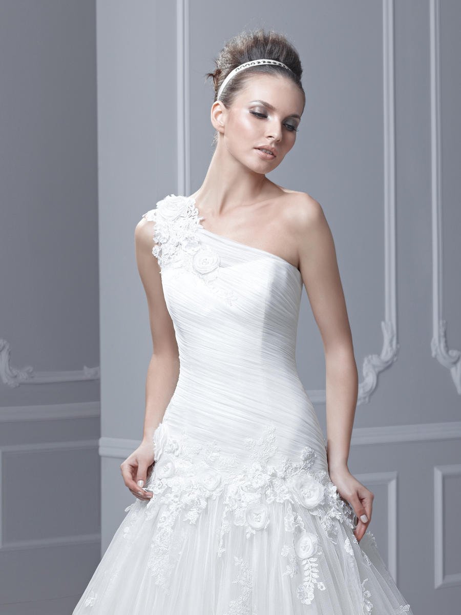 Blue Bridal Style Number Floro-D - 3
