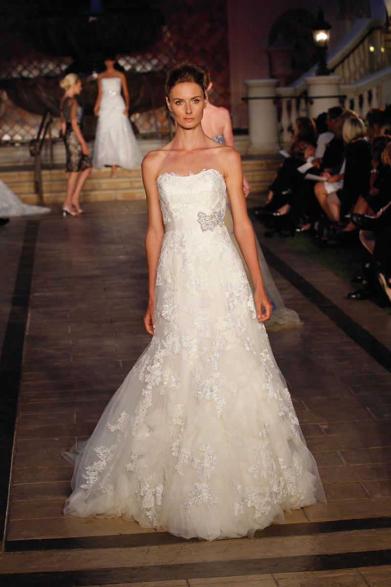Enzoani Bridal Style Number Hasina - 3