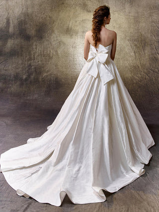 Enzoani Bridal Style Number Liliana - 3