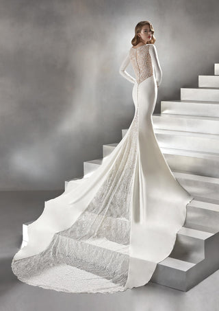 Atelier Pronovias Style Number CACERES - 2