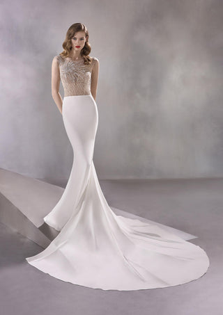 Atelier Pronovias Style Number INFINITY - 1