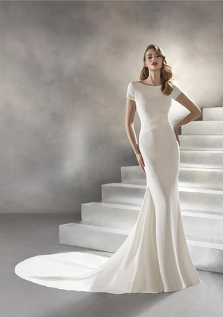 Atelier Pronovias Style Number VALERIA - 1