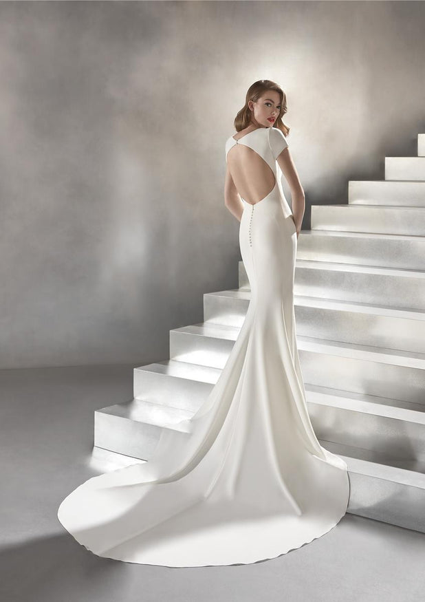Atelier Pronovias Style Number VALERIA - 2