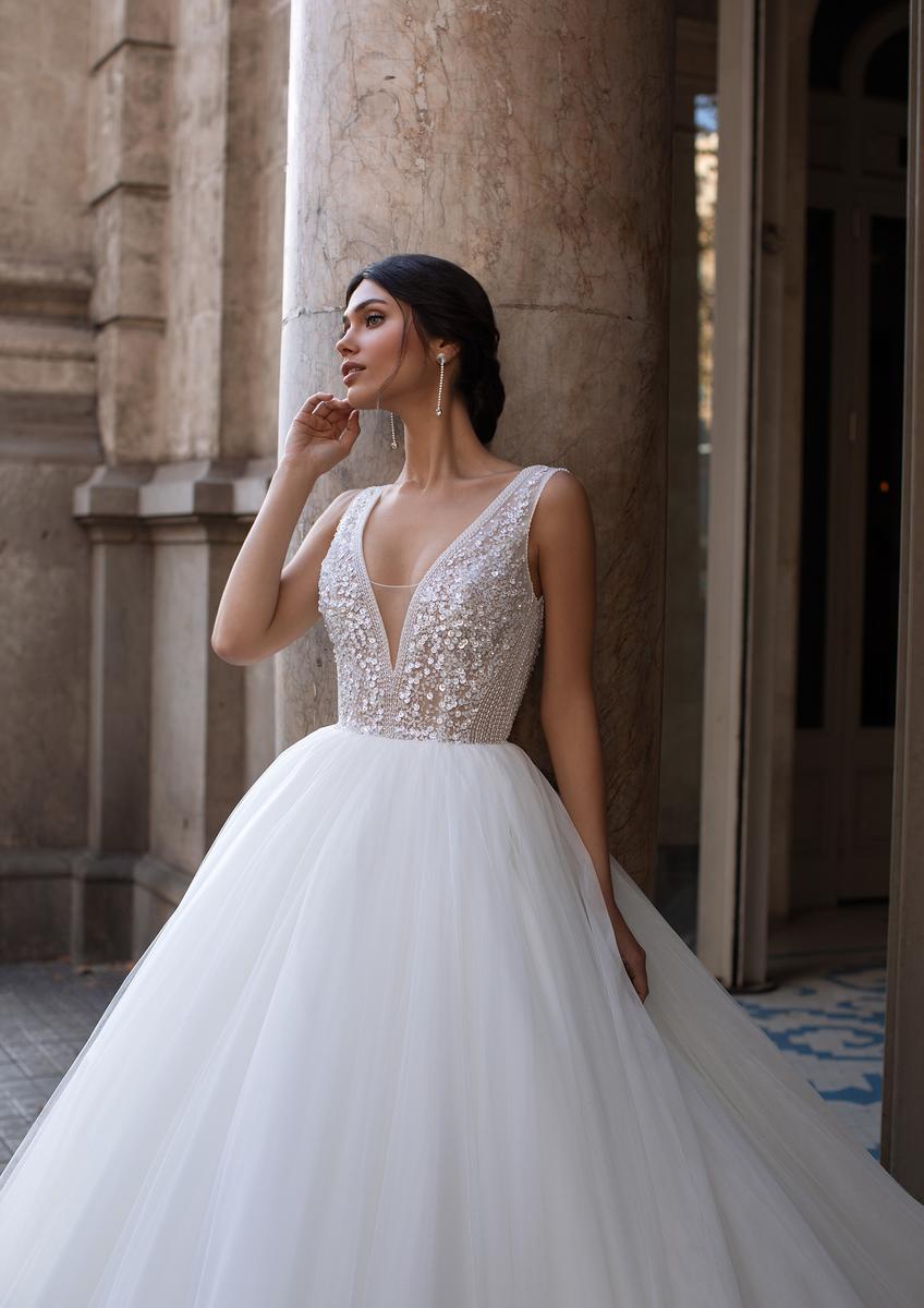 Privee Collection Style Number WINTON - 4