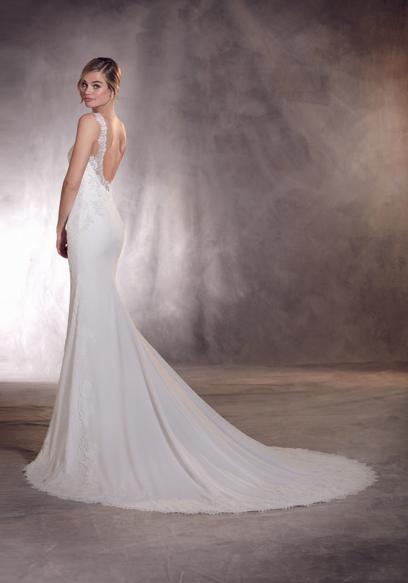 Pronovias Style Number AGATA - 2
