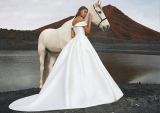 Pronovias Style Number IGUAZU - 8