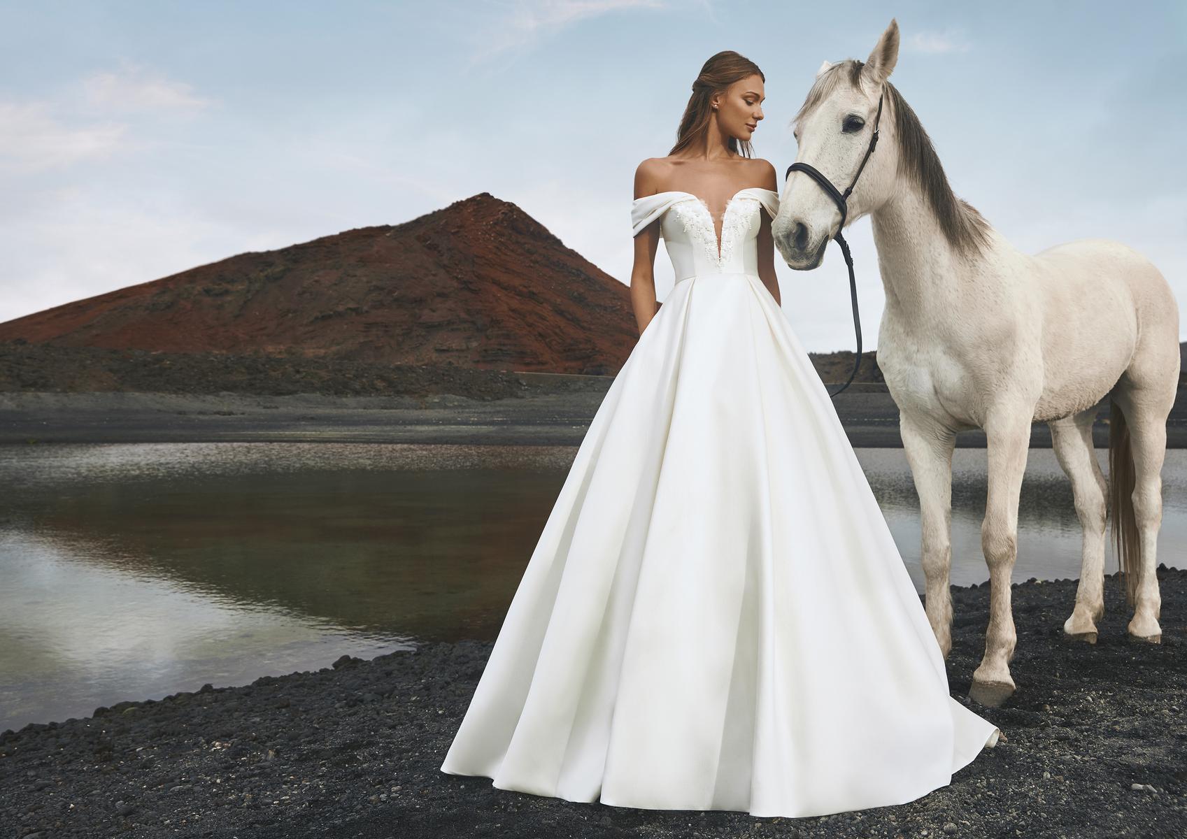 Pronovias Style Number IGUAZU - 7