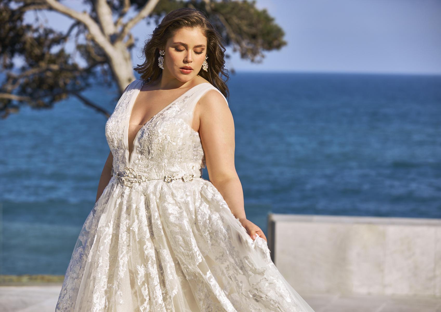 Pronovias Style Number TINKA - 10