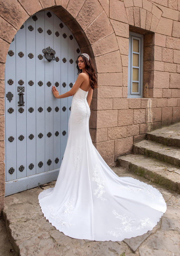 Pronovias Style Number MEGACLITE - 2