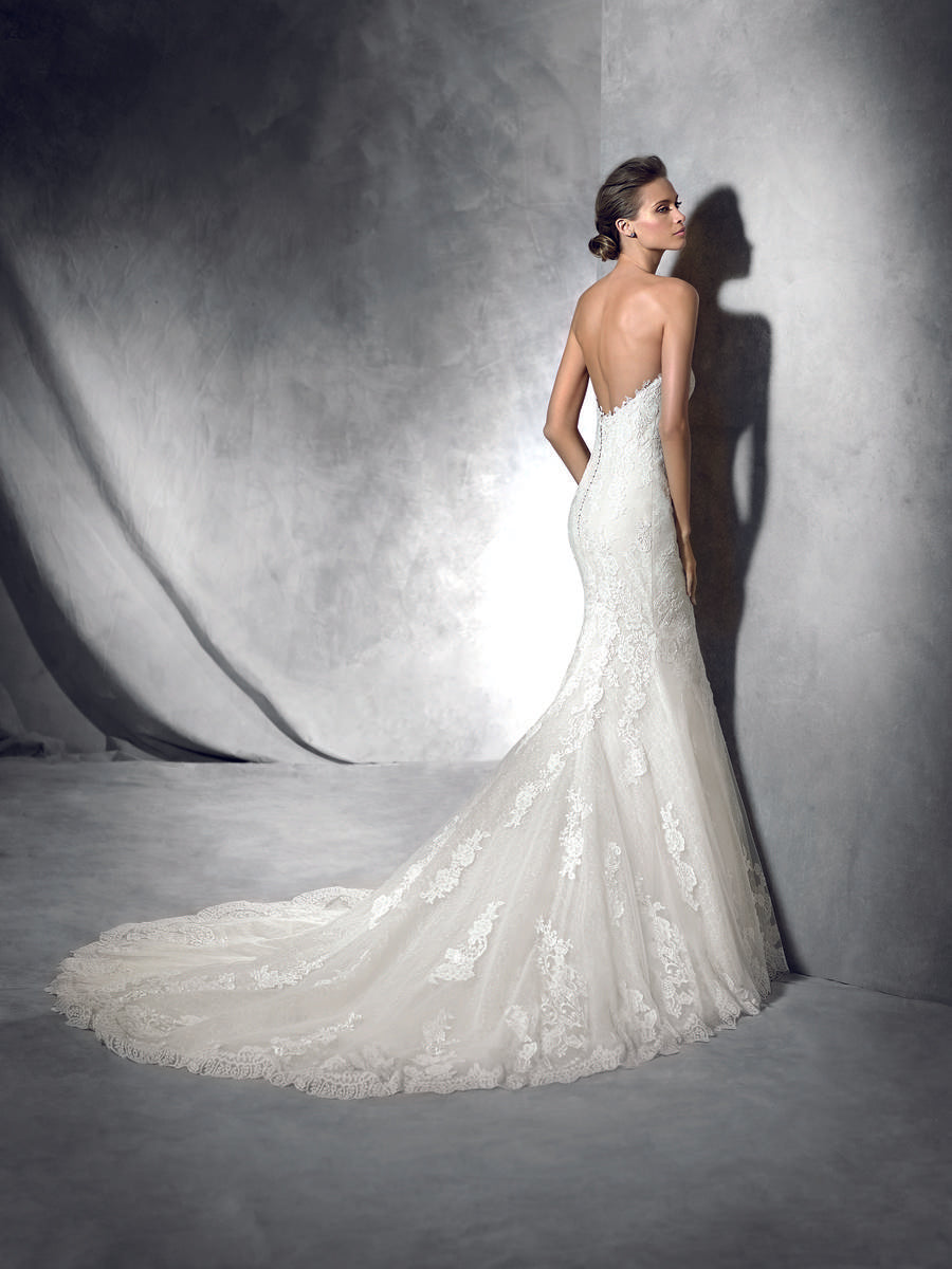 Pronovias Style Number PRINCIA - 4