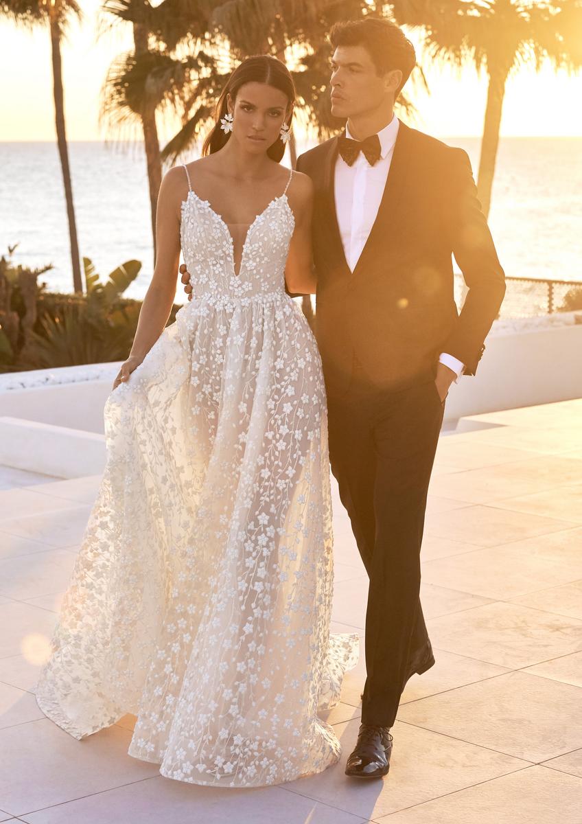 Pronovias Style Number YUKI - 7