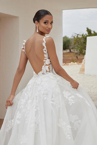 Adore Style Number 11352 - 4