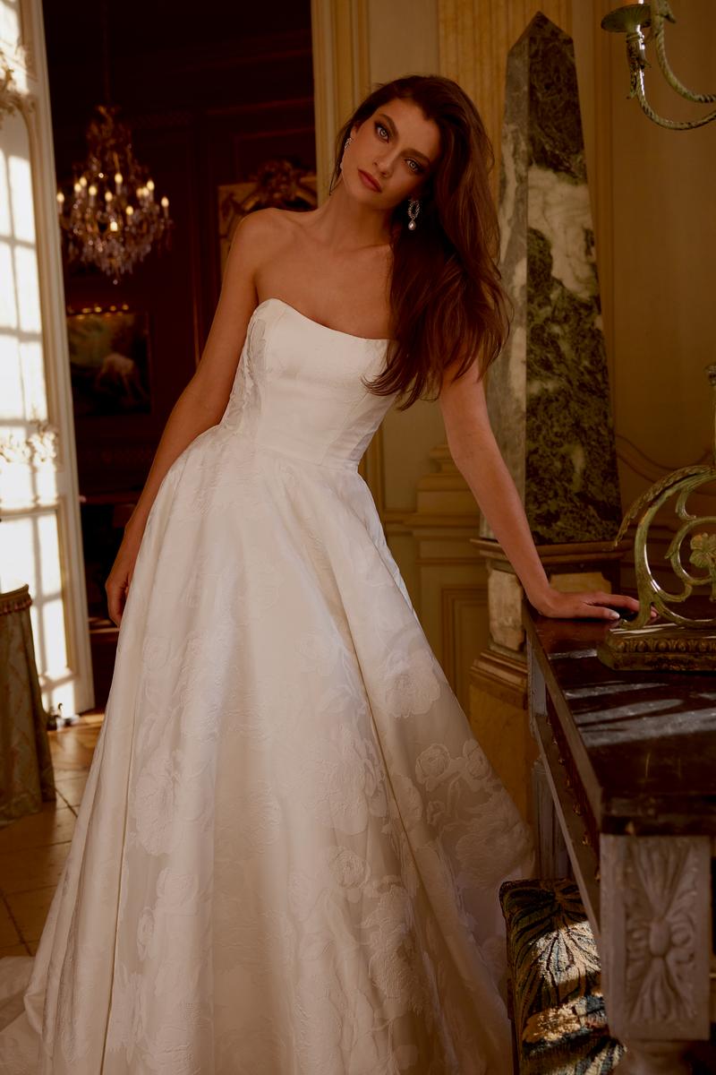 Justin Alexander Bridal Dress 88406 Ivory / 10 Justin Alexander Bridal Dress 88406 Ivory / 10
